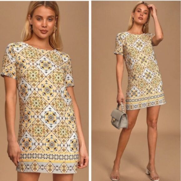 Lulus Dandy Lion Yellow Print Shift Dress Size S Lined Dress Medium NWT - Picture 1 of 7